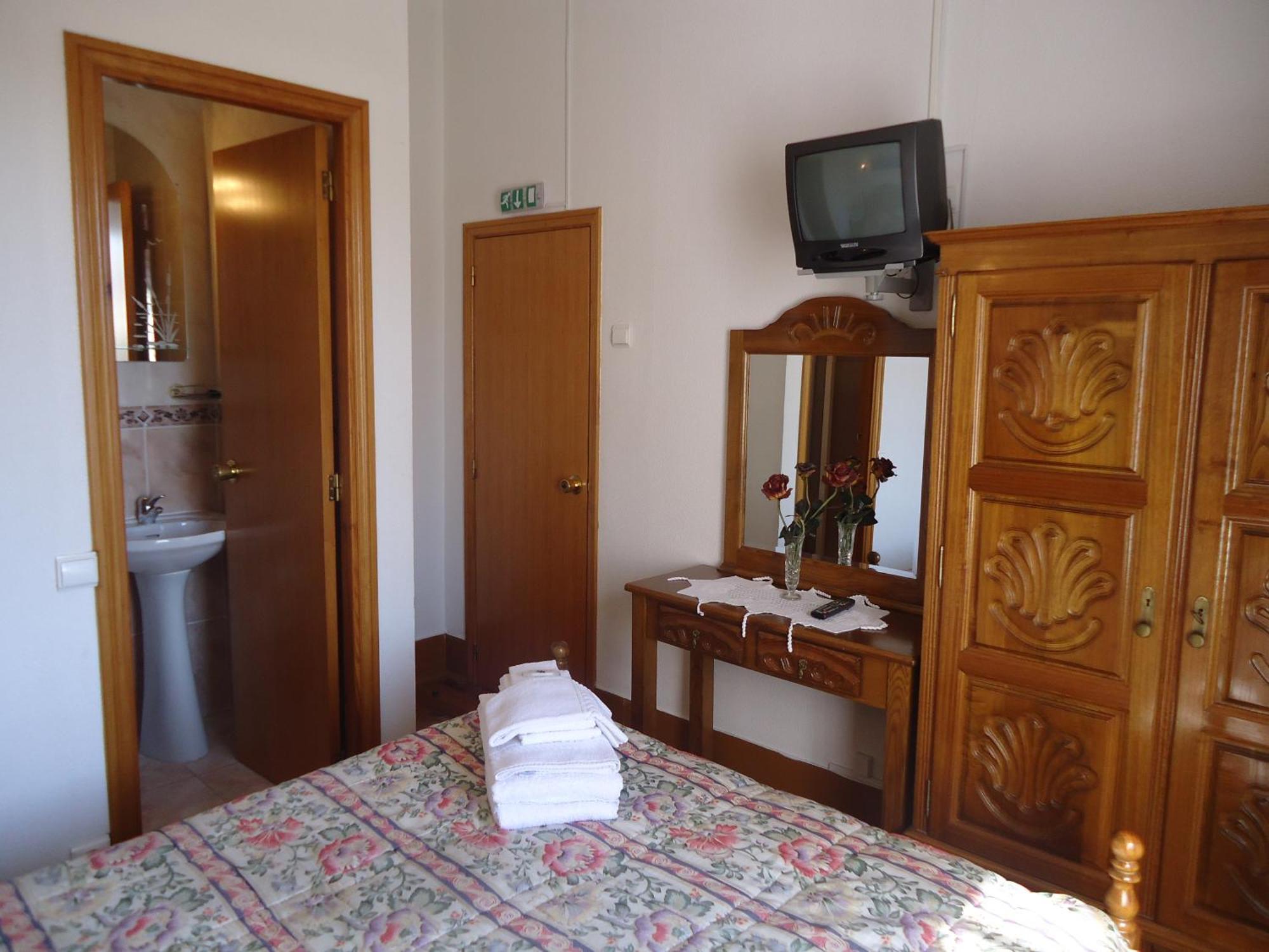 Hotel Aviz ฟิเกราดาฟอซ ภายนอก รูปภาพ
